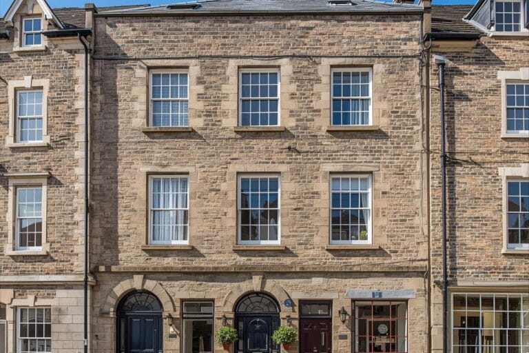 building in need of cleaning